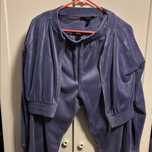 Forever 21 Women's Purple jacket & pants set